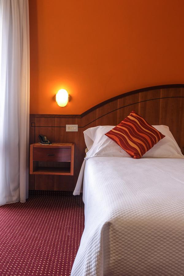 Hotel Terme Millepini Montegrotto Terme Buitenkant foto